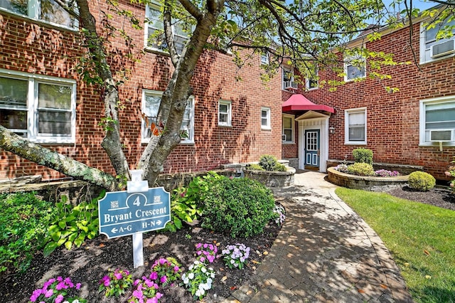 4 Bryant Cres Unit 2N, White Plains, NY 10605 - photo 4