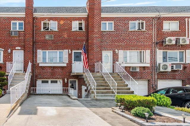903 Vincent Ave, Bronx, NY 10465 - photo 1