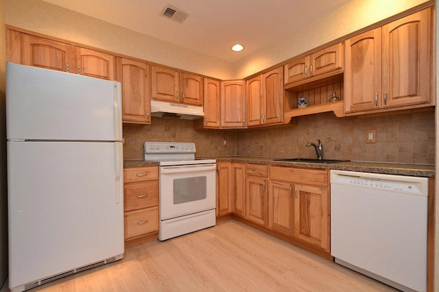 236 Springmeadow Dr Unit L, Holbrook, NY 11741 - photo 5