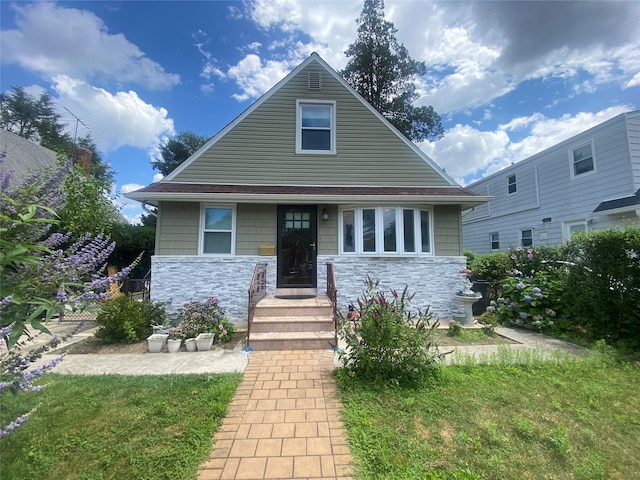 42 Schumacher Dr, New Hyde Park, NY 11040 - photo 1