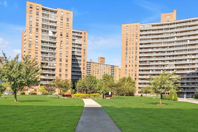 61-15 98th St Unit 14G, Rego Park, NY 11374 - photo 1