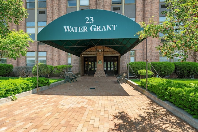 23 Water Grant St Unit 4J, Yonkers, NY 10701 - photo 1