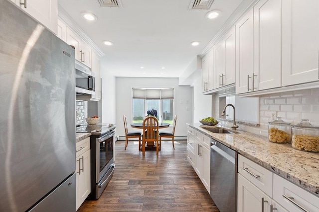 4 Klaibar Ln, East Northport, NY 11731 - photo 6