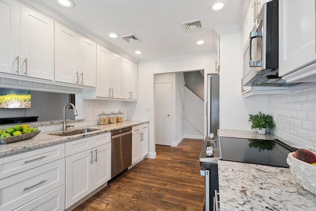 4 Klaibar Ln, East Northport, NY 11731 - photo 7