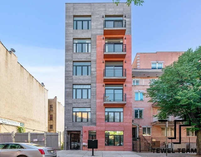 244 Franklin Ave Unit 5B, Brooklyn, NY 11205 - photo 1