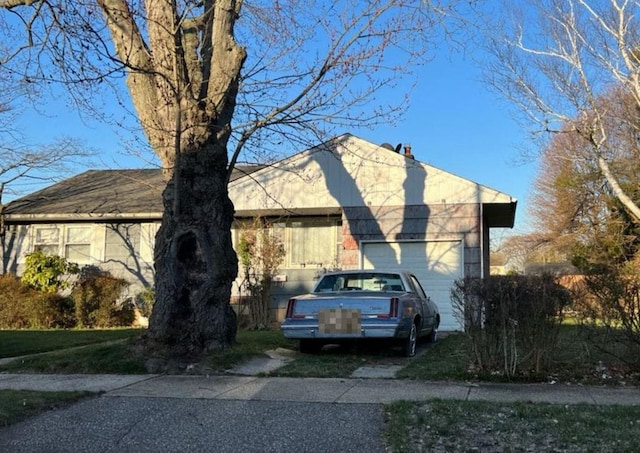 504 Decatur St, Uniondale, NY 11553 - photo 1