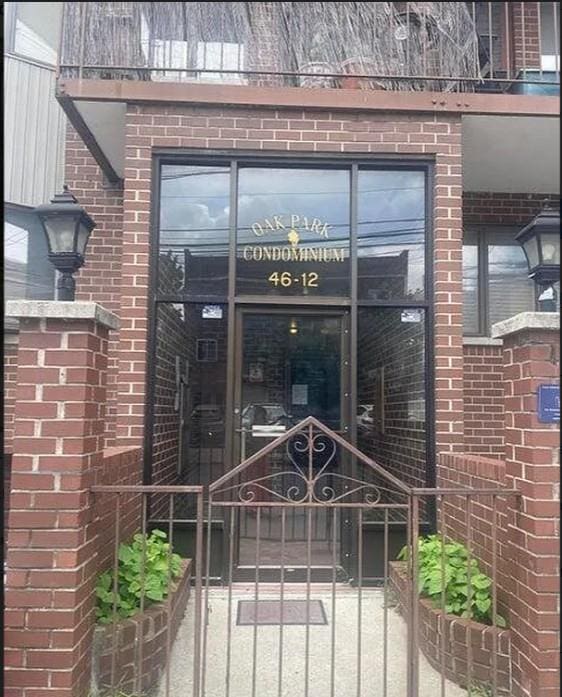 46-12 161st St Unit 2C, Flushing, NY 11358 - photo 1