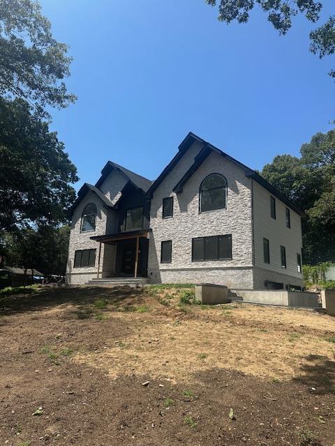628 Meadow Rd, Smithtown, NY 11754 - photo 1