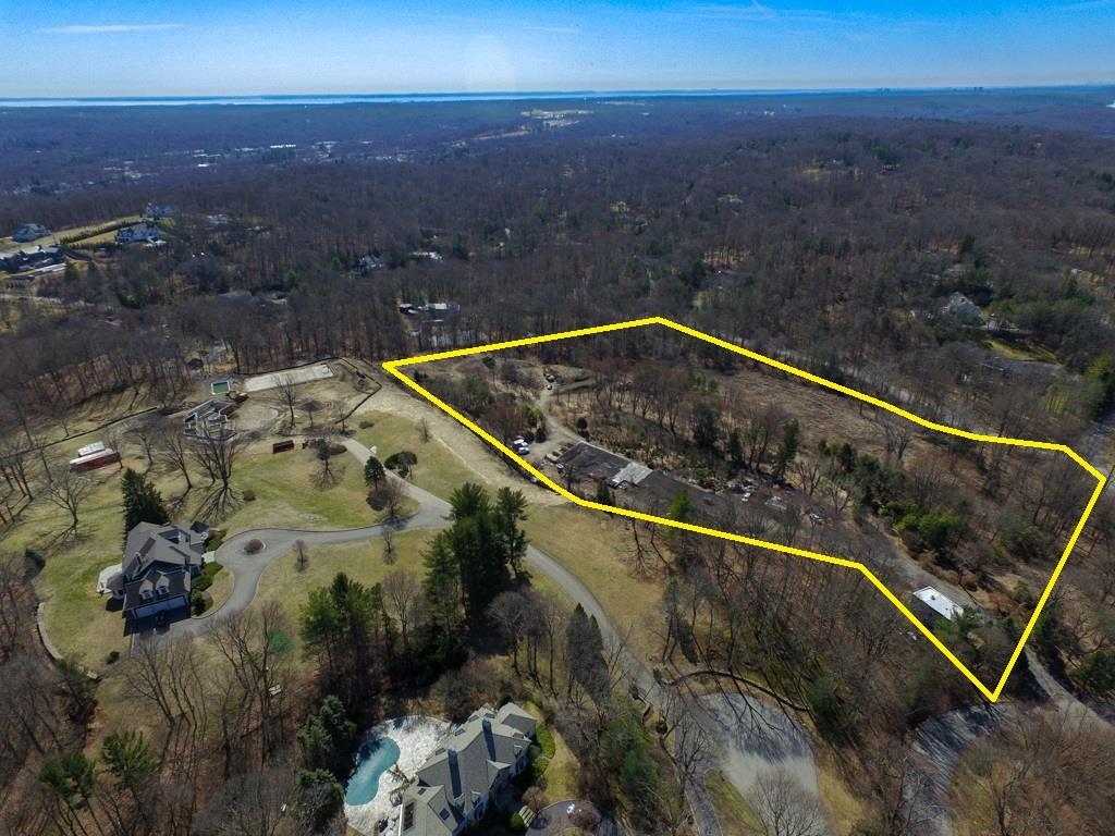 23 Wampus Lake Dr, Armonk, NY 10504 - photo 1