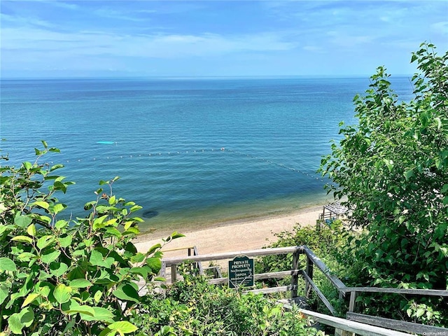 11 Oceanside Dr, Sound Beach, NY 11789 - photo 25
