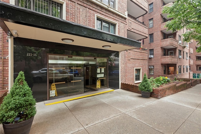 123-35 82nd Rd Unit 3P, Kew Gardens, NY 11415 - photo 1
