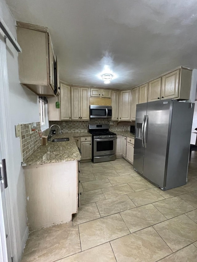 269 Balcom Ave, Bronx, NY 10465 - photo 6