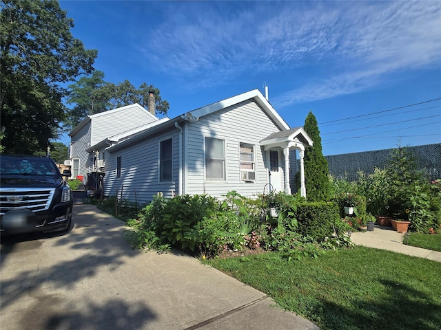 38 Woodmont Pl, Farmingville, NY 11738 - photo 2
