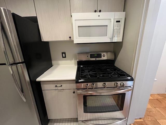 38 4th Ave Unit 1B, Nyack, NY 10960 - photo 9
