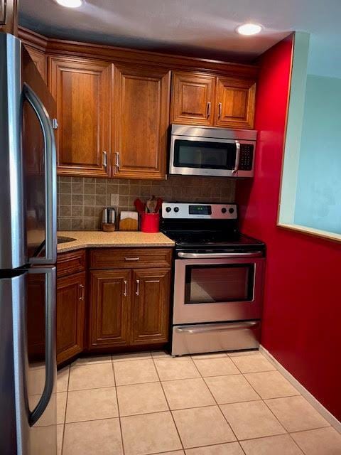 650 Newbridge Rd Unit 33, East Meadow, NY 11554 - photo 2