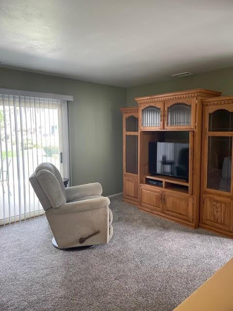 650 Newbridge Rd Unit 33, East Meadow, NY 11554 - photo 4