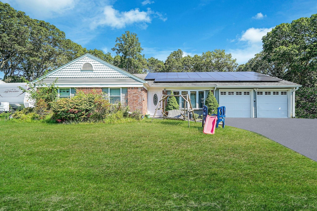 32 Summercress Ln, Coram, NY 11727 - photo 1