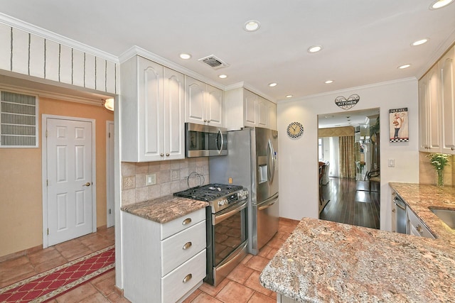 226 Oakview Ave, Oceanside, NY 11572 - photo 6