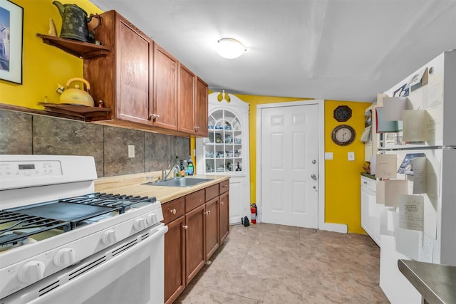 14 Gilbert St, Patchogue, NY 11772 - photo 6