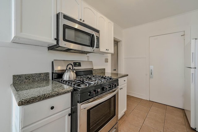 1031 W St, Riverhead, NY 11901 - photo 12