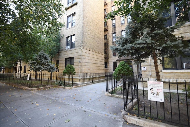 83-52 Talbot St Unit 5C, Kew Gardens, NY 11415 - photo 2