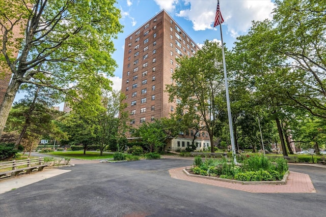 21-15 34th Ave Unit 11C, Astoria, NY 11106 - photo 2
