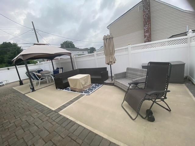 10 Barnyard Ln, Levittown, NY 11756 - photo 4