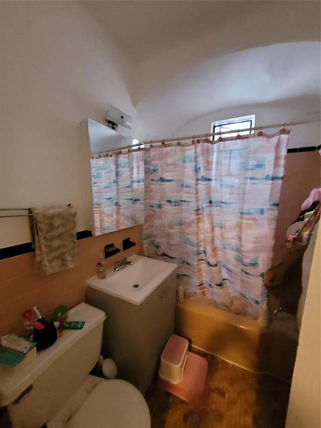 3268 42nd St, Astoria, NY 11103 - photo 3