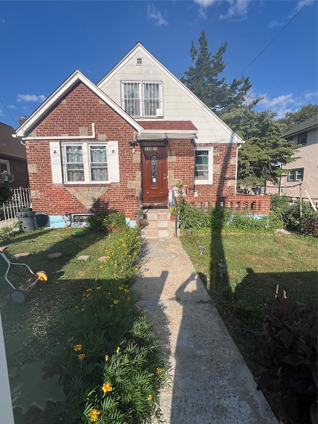 11608 196th St, Saint Albans, NY 11412 - photo 3