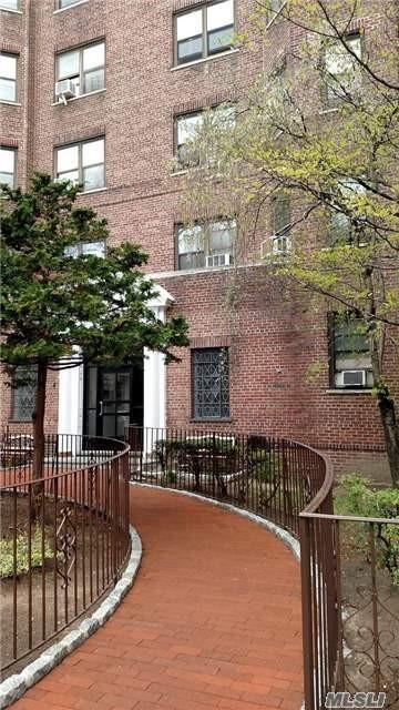 61-41 Saunders St Unit B49, Rego Park, NY 11374 - photo 1