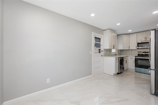 594 Fenworth Blvd, Franklin Square, NY 11010 - photo 13