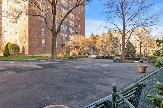 80 Knolls Cres Unit 8M, Bronx, NY 10463 - photo 10