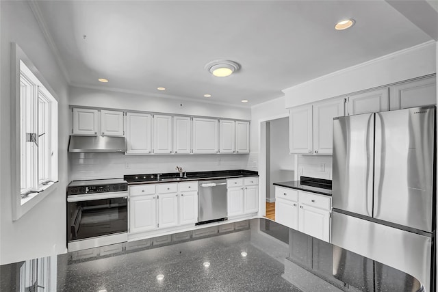 2327 Mattituck Ave, Seaford, NY 11783 - photo 9