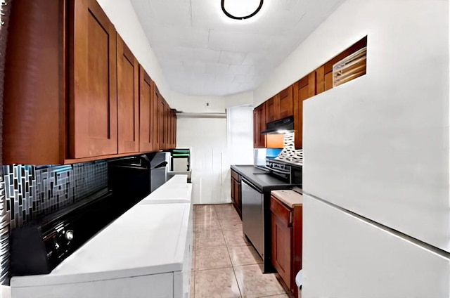 Listing photo 4 - caption unavailable