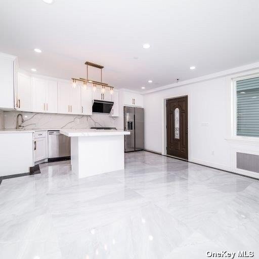 715 College Pl, College Point, NY 11356 - photo 5