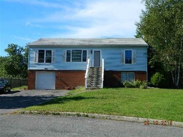 5 Flemming Dr, Newburgh, NY 12550 - photo 1