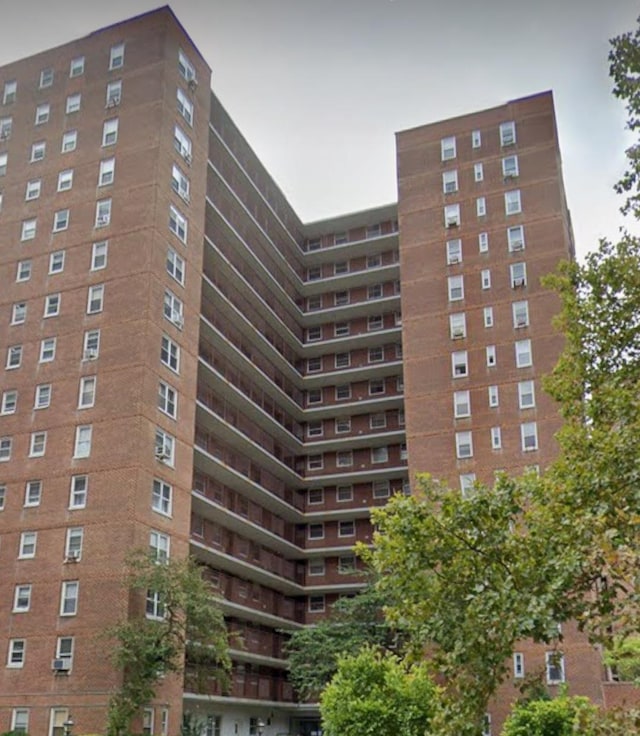 98-20 62nd Dr Unit 10A, Rego Park, NY 11374 - photo 1