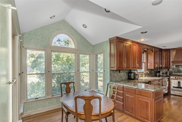 45 Orchard Meadow Rd, East Williston, NY 11596 - photo 11