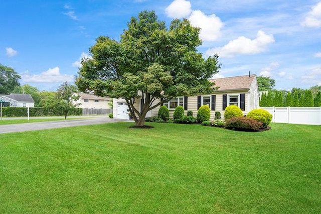 42 Kenmore St, Dix Hills, NY 11746 - photo 3