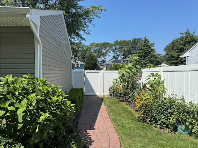 233 Sherry St, East Islip, NY 11730 - photo 27