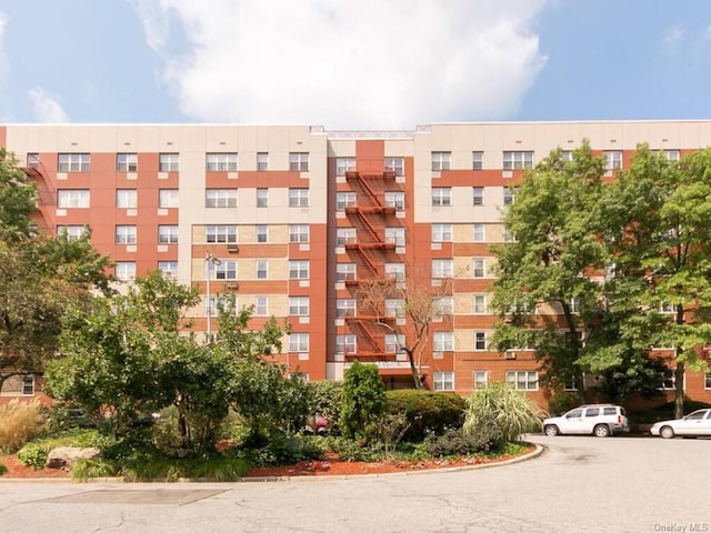 7 Balint Dr Unit 418, Yonkers, NY 10710 - photo 16