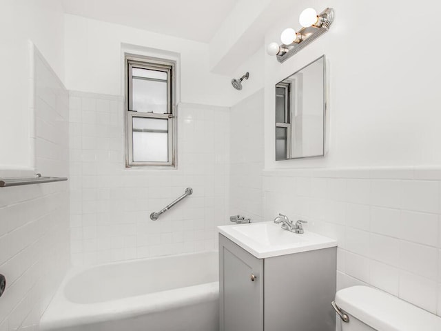 2102 Holland Ave Unit 6D, Bronx, NY 10462 - photo 6