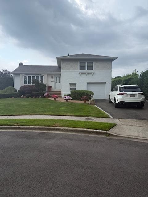 10 Temme Ct, Plainview, NY 11803 - photo 2