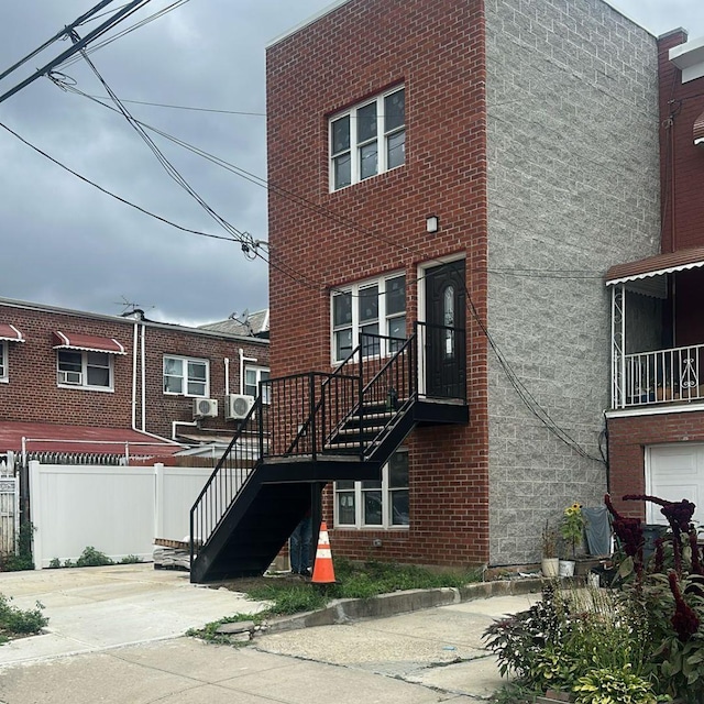 1011 E 221st St, Bronx, NY 10469 - photo 1