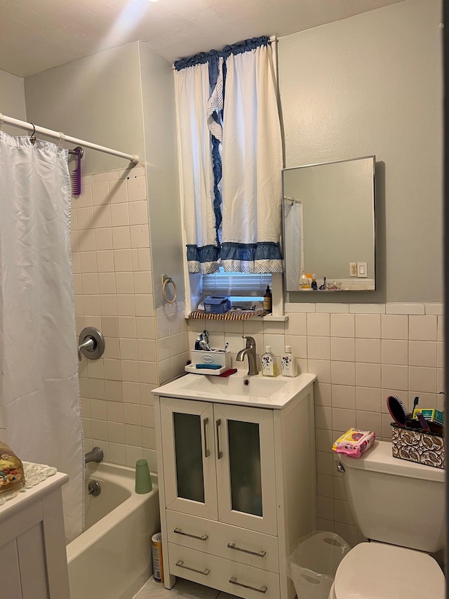 2267 Bruckner Blvd, Bronx, NY 10472 - photo 3