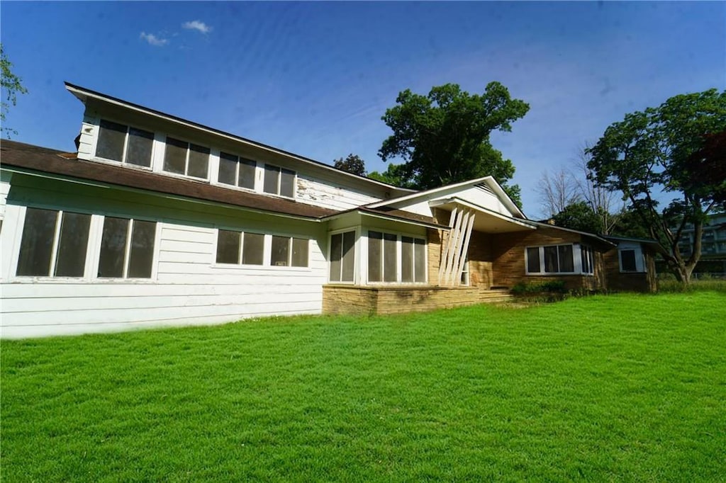 1178 Arrowhead Rd, Ellenville, NY 12428 - photo 1