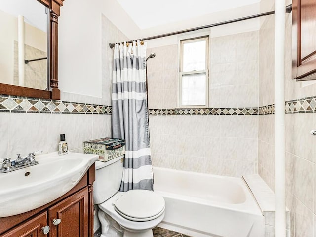 1323 Saint Lawrence Ave, Bronx, NY 10472 - photo 9