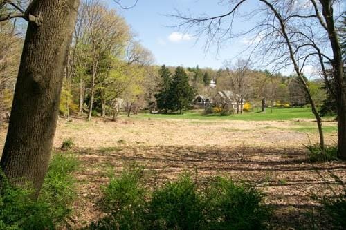 182 Tuxedo Rd, Tuxedo Park, NY 10987