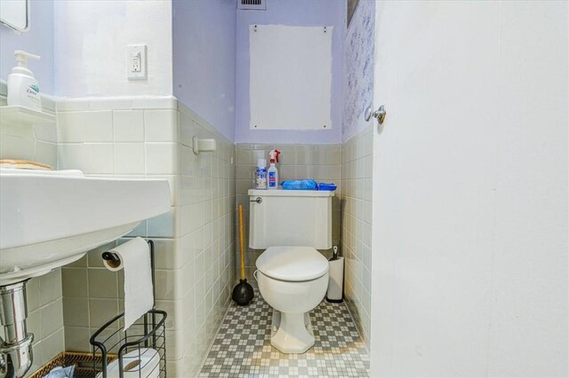 8 Fordham Hill Oval Unit 12C, Bronx, NY 10468 - photo 16