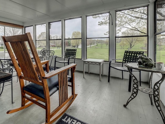 view of sunroom / solarium